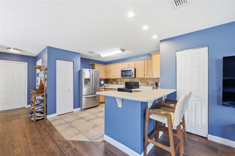 Townhouse in Sanford, Florida 3 bedrooms, 139.17 sq.m. № 2208316 - photo 6