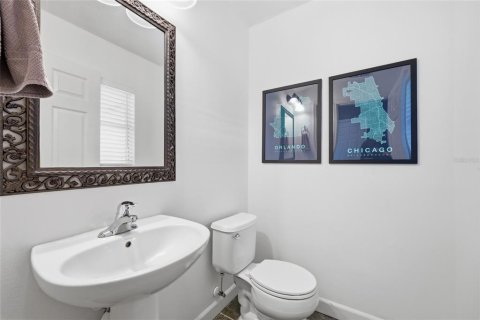 Townhouse in Sanford, Florida 3 bedrooms, 139.17 sq.m. № 2208316 - photo 5