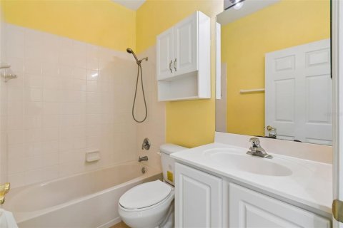 House in Kissimmee, Florida 2 bedrooms, 138.33 sq.m. № 2225969 - photo 27