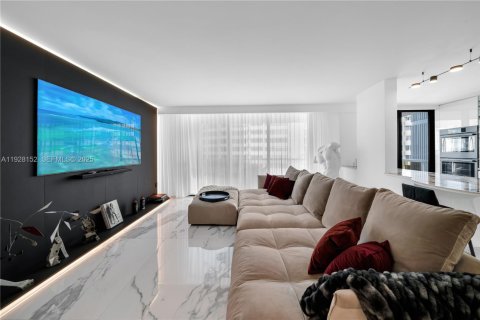 Купить кондоминиум в Майами-Бич, Флорида 2 спальни, 137.22м2, № 1995617 - фото 5