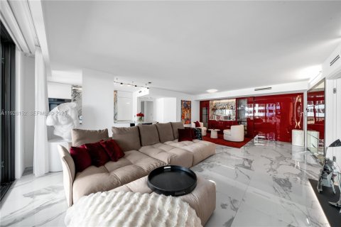 Купить кондоминиум в Майами-Бич, Флорида 2 спальни, 137.22м2, № 1995617 - фото 14