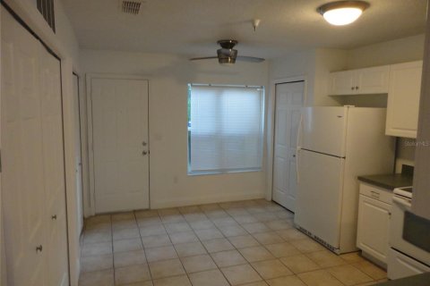 Copropriété à louer à Gainesville, Floride: 2 chambres, 106 m2 № 2102357 - photo 3