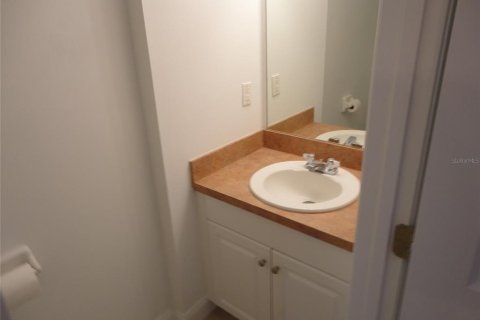 Copropriété à louer à Gainesville, Floride: 2 chambres, 106 m2 № 2102357 - photo 5