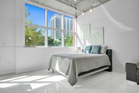 Condominio en venta en Miami, Florida, 46.92 m2 № 2006107 - foto 7