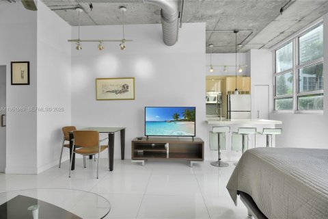 Condominio en venta en Miami, Florida, 46.92 m2 № 2006107 - foto 8
