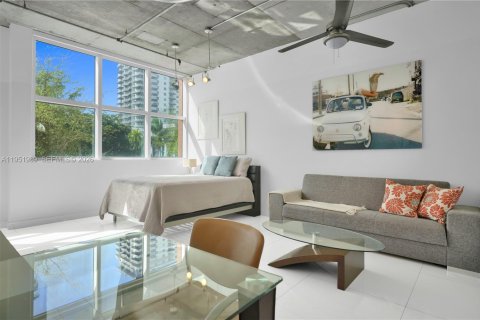 Condominio en venta en Miami, Florida, 46.92 m2 № 2006107 - foto 11