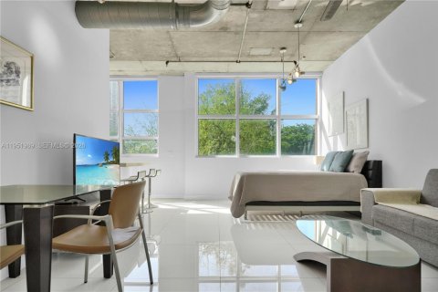 Condominio en venta en Miami, Florida, 46.92 m2 № 2006107 - foto 6