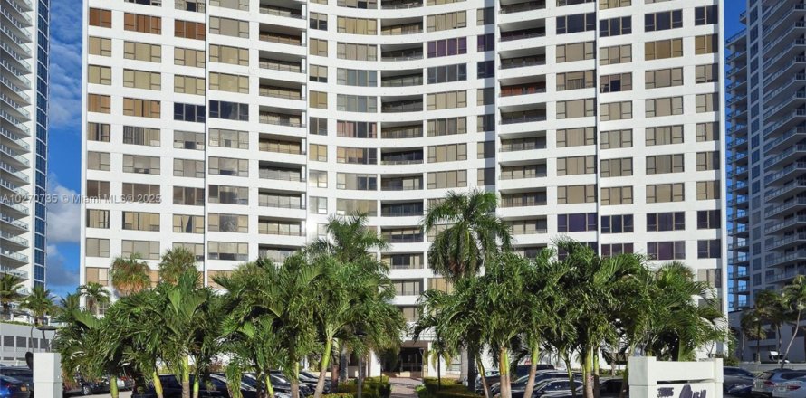 Condo à Hollywood, Floride, 1 chambre № 1729290
