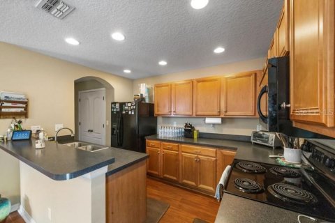 Touwnhouse à vendre à Tampa, Floride: 3 chambres, 162.67 m2 № 1918542 - photo 13