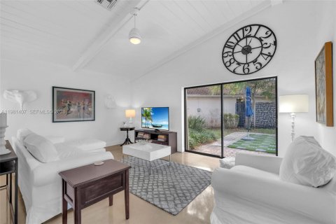 Купить виллу или дом в Плантация, Флорида 3 спальни, 182.55м2, № 2049941 - фото 23