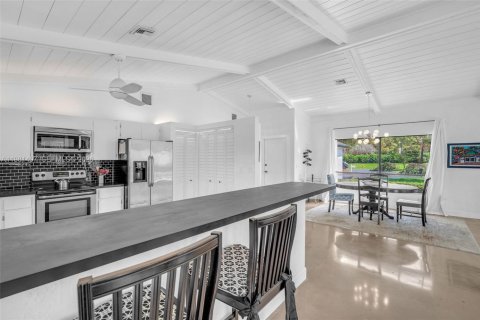 Купить виллу или дом в Плантация, Флорида 3 спальни, 182.55м2, № 2049941 - фото 10