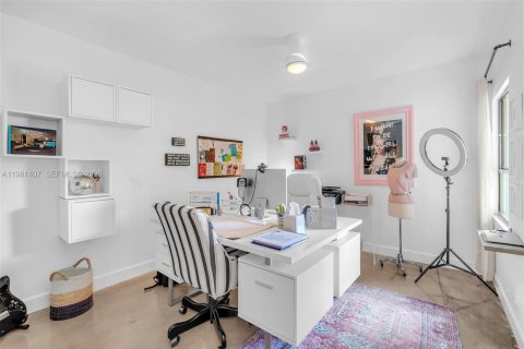 Купить виллу или дом в Плантация, Флорида 3 спальни, 182.55м2, № 2049941 - фото 27