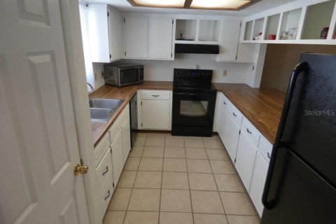 Condominio en venta en Port Richey, Florida, 2 dormitorios, 122.63 m2 № 1530350 - foto 22