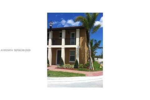 Touwnhouse à vendre à Pembroke Pines, Floride: 3 chambres № 1990437 - photo 15