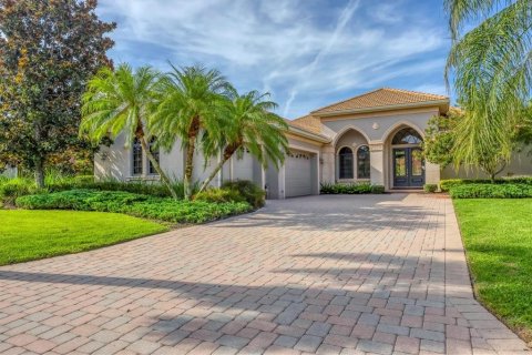 House in Lakewood Ranch, Florida 2 bedrooms, 239.5 sq.m. № 1818960 - photo 5