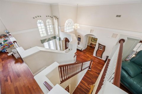 House in Orlando, Florida 6 bedrooms, 340.12 sq.m. № 2284475 - photo 15