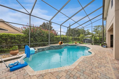House in Orlando, Florida 6 bedrooms, 340.12 sq.m. № 2284475 - photo 2