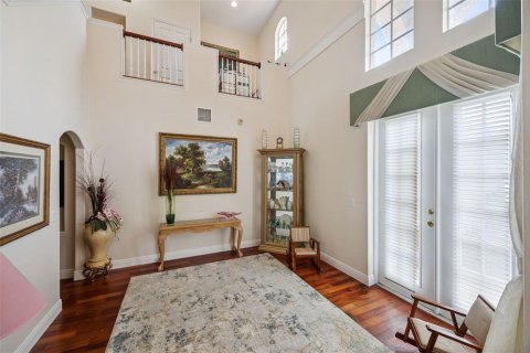 House in Orlando, Florida 6 bedrooms, 340.12 sq.m. № 2284475 - photo 8