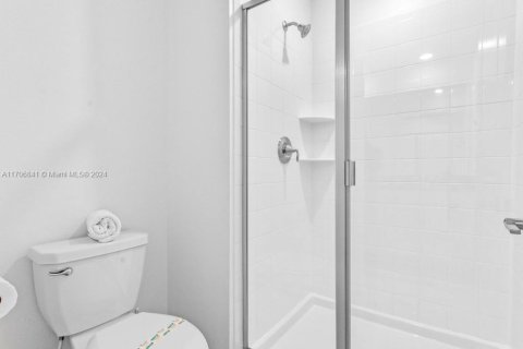 Adosado en venta en Davenport, Florida, 4 dormitorios № 1716235 - foto 29