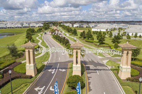 Adosado en venta en Davenport, Florida, 4 dormitorios № 1716235 - foto 3