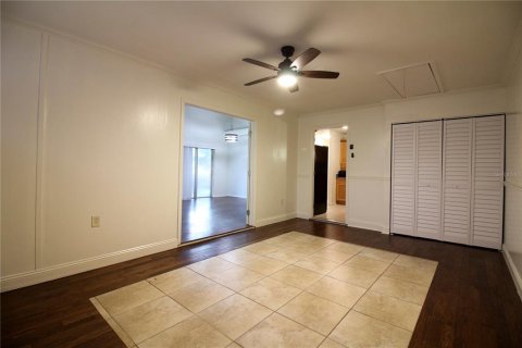 Appartement à louer à Lakeland, Floride: 2 chambres, 115.66 m2 № 2403122 - photo 6
