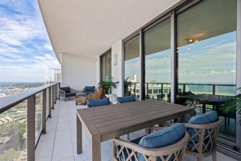 Condominio en venta en Saint Petersburg, Florida, 2 dormitorios, 141.4 m2 № 2259583 - foto 21