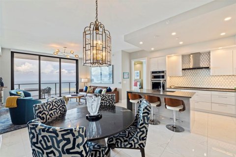 Condominio en venta en Saint Petersburg, Florida, 2 dormitorios, 141.4 m2 № 2259583 - foto 4
