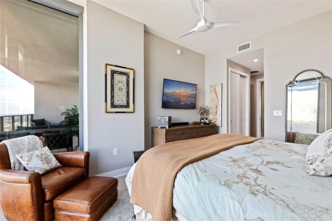 Condominio en venta en Saint Petersburg, Florida, 2 dormitorios, 141.4 m2 № 2259583 - foto 25