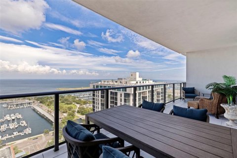 Condominio en venta en Saint Petersburg, Florida, 2 dormitorios, 141.4 m2 № 2259583 - foto 14