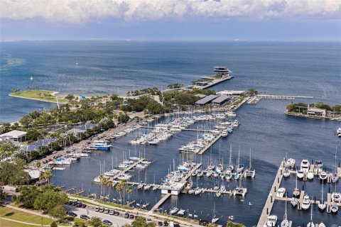 Condominio en venta en Saint Petersburg, Florida, 2 dormitorios, 141.4 m2 № 2259583 - foto 16
