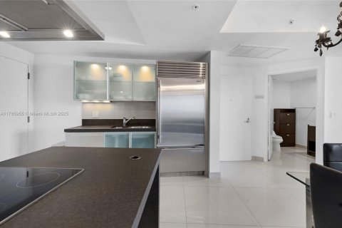 Снять в аренду кондоминиум в Санни-Айлс-Бич, Флорида 2 спальни, 139.26м2, № 2017141 - фото 12