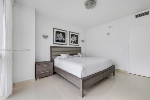 Снять в аренду кондоминиум в Санни-Айлс-Бич, Флорида 2 спальни, 139.26м2, № 2017141 - фото 25