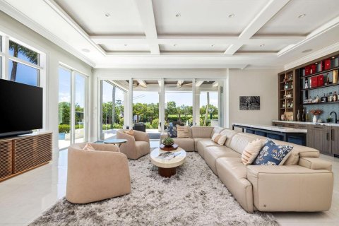 Casa en venta en West Palm Beach, Florida, 11 dormitorios, 1229.19 m2 № 2177365 - foto 14