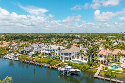Casa en venta en West Palm Beach, Florida, 11 dormitorios, 1229.19 m2 № 2177365 - foto 4
