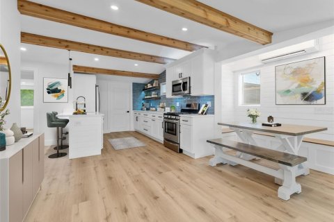 Casa en venta en Saint Petersburg, Florida, 3 dormitorios, 140.1 m2 № 1815545 - foto 11