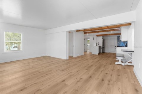 Casa en venta en Saint Petersburg, Florida, 3 dormitorios, 140.1 m2 № 1815545 - foto 5