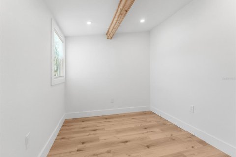 Casa en venta en Saint Petersburg, Florida, 3 dormitorios, 140.1 m2 № 1815545 - foto 29