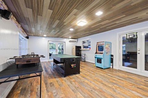 Casa en venta en Miami, Florida, 3 dormitorios, 170.48 m2 № 1986630 - foto 21