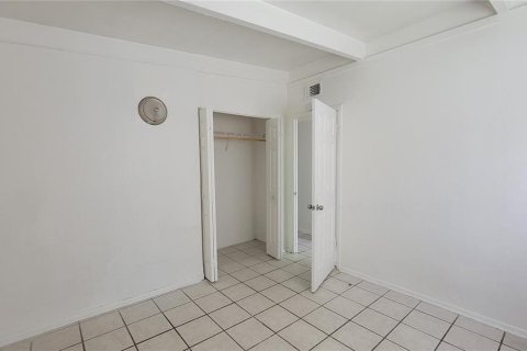 Casa en alquiler en Tampa, Florida, 4 dormitorios, 128.21 m2 № 1841859 - foto 12