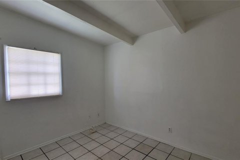 Villa ou maison à louer à Tampa, Floride: 4 chambres, 128.21 m2 № 1841859 - photo 11