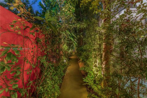 Apartamento en alquiler en Miami Beach, Florida, 2 dormitorios, 85.66 m2 № 1953418 - foto 23