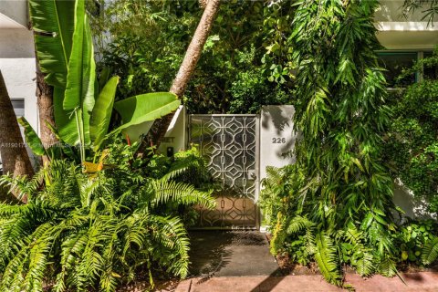 Apartamento en alquiler en Miami Beach, Florida, 2 dormitorios, 85.66 m2 № 1953418 - foto 24