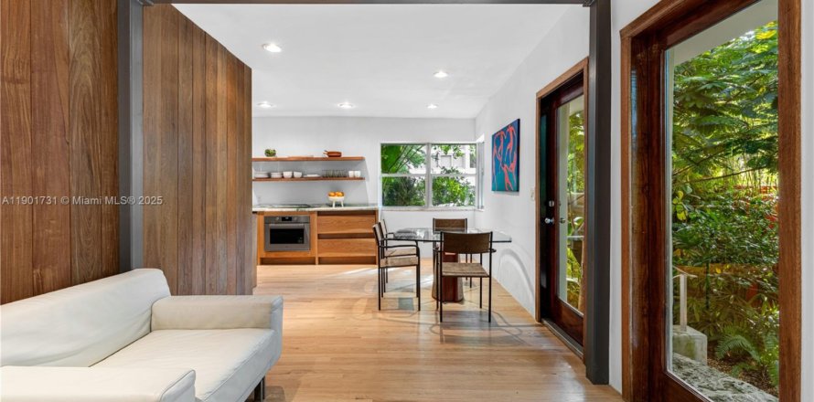 Apartamento en Miami Beach, Florida 2 dormitorios, 85.66 m2 № 1953418