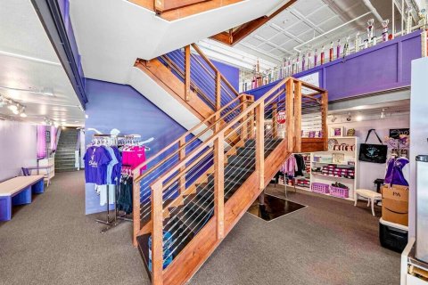 Propiedad comercial en alquiler en Lake Wales, Florida, 407.66 m2 № 1791464 - foto 4