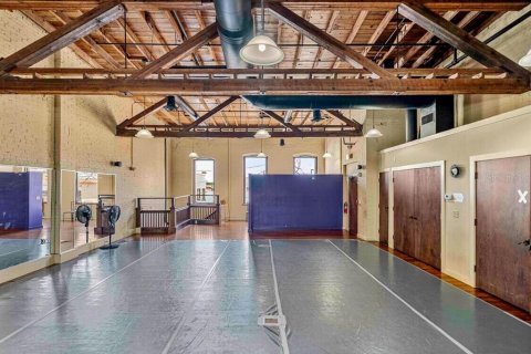 Propiedad comercial en alquiler en Lake Wales, Florida, 407.66 m2 № 1791464 - foto 14