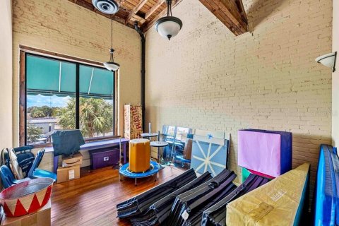 Propiedad comercial en alquiler en Lake Wales, Florida, 407.66 m2 № 1791464 - foto 8