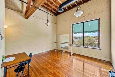 Propiedad comercial en alquiler en Lake Wales, Florida, 407.66 m2 № 1791464 - foto 9