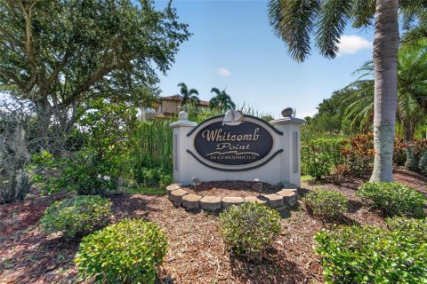 House in Tarpon Springs, Florida 4 bedrooms, 293.01 sq.m. № 2222230 - photo 10