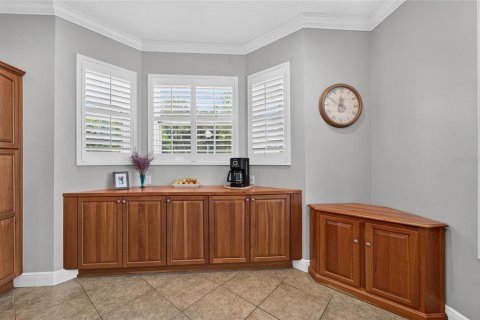 House in Tarpon Springs, Florida 4 bedrooms, 293.01 sq.m. № 2222230 - photo 21