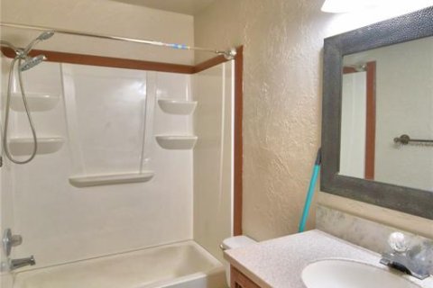 Appartement à louer à Lakeland, Floride: 2 chambres, 303.23 m2 № 2386443 - photo 19